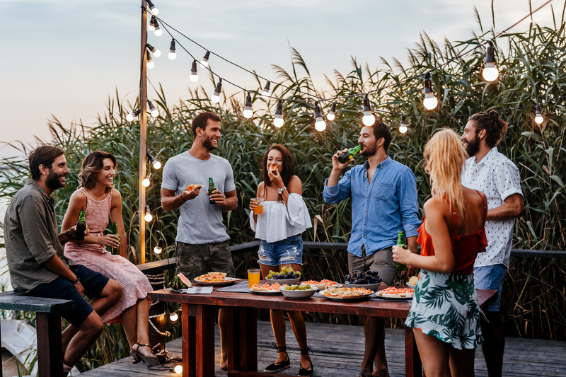 A Guide to Hosting the Perfect Summer Dinner Party