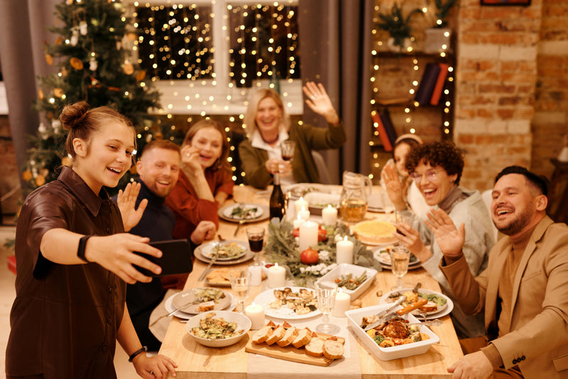 Quick Tips to Elevate Your Holiday Party!
