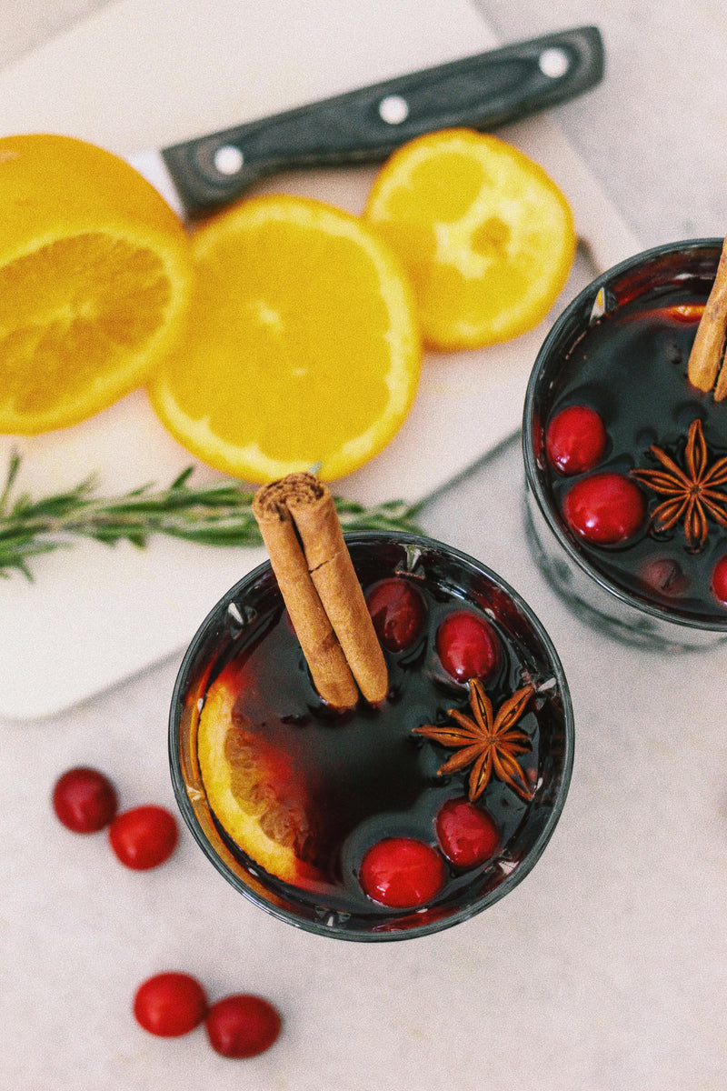 Toast to Joy: A Sparkling Cocktail Perfect for Your Holiday Gatherings