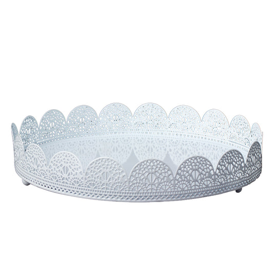 Lacey Treat Riser